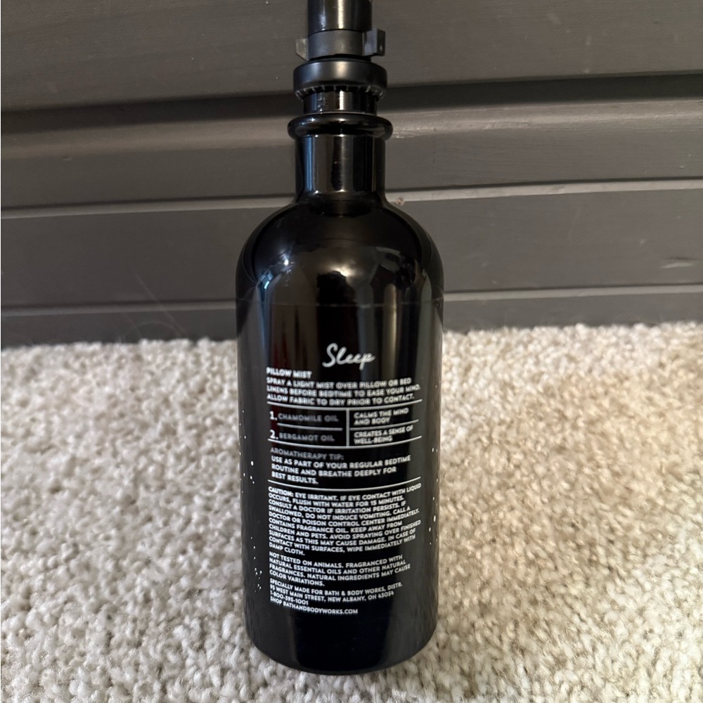 Black Chamomile Pillow Mist - Picture 2 of 2